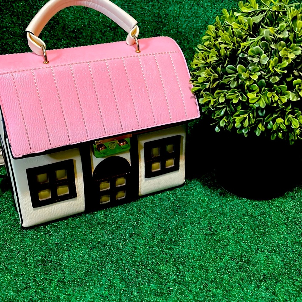 Adorable House Purse
